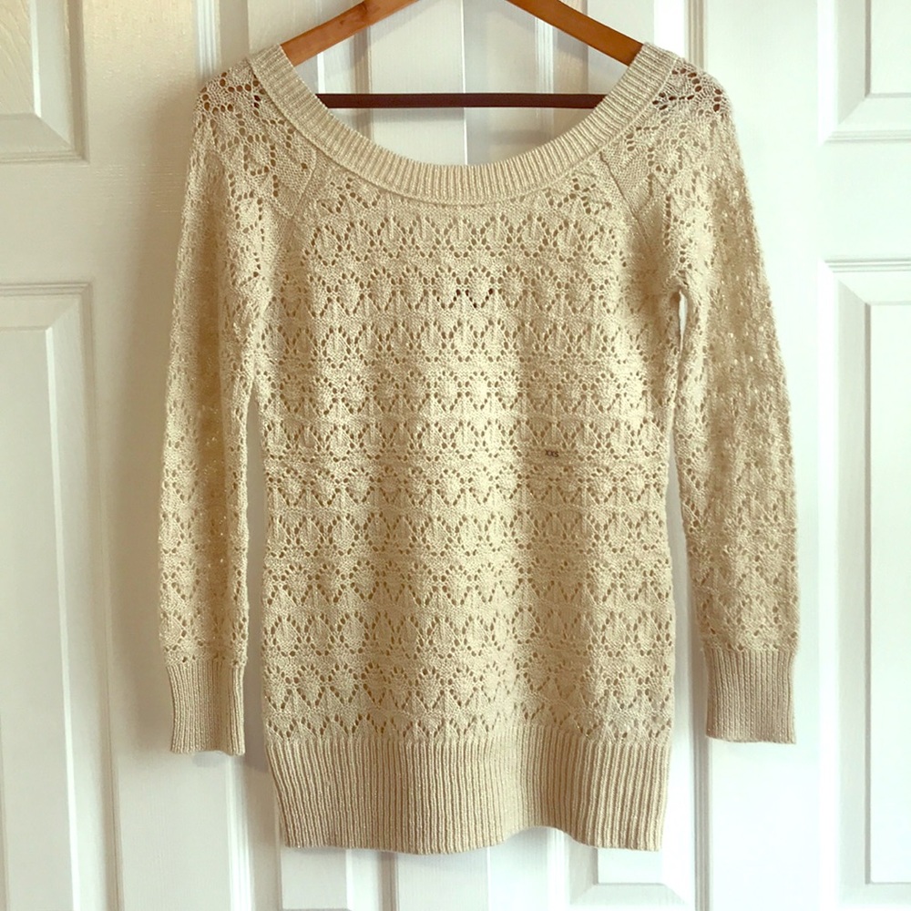 NEW AMERICAN EAGLE SWEATER
